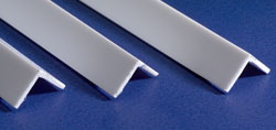 EVG297 EVERGREEN STYRENE ANGLE .250