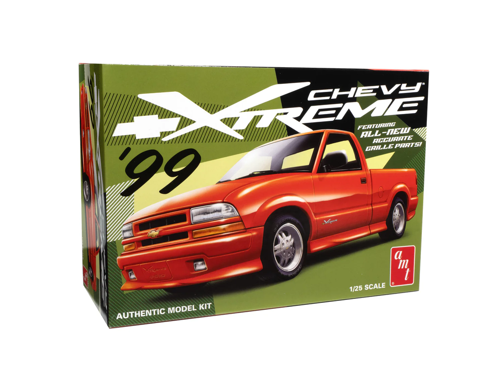 AMT-1514    Chevy S-10 Xtreme Pickup 1:25 Scale Model Kit