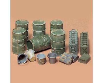 TAM35026 1/35 Jerry Can Set