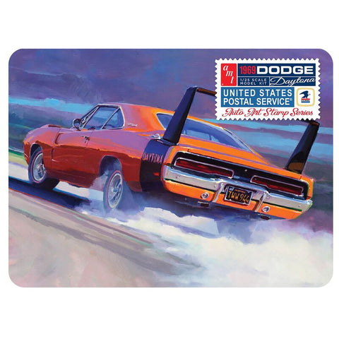 AMT1232 1969 Dodge Charger Daytona (Tin Box) 1/25